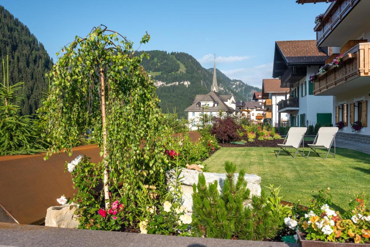 Hotel Vernel Santa Cristina Val Gardena Екстериор снимка
