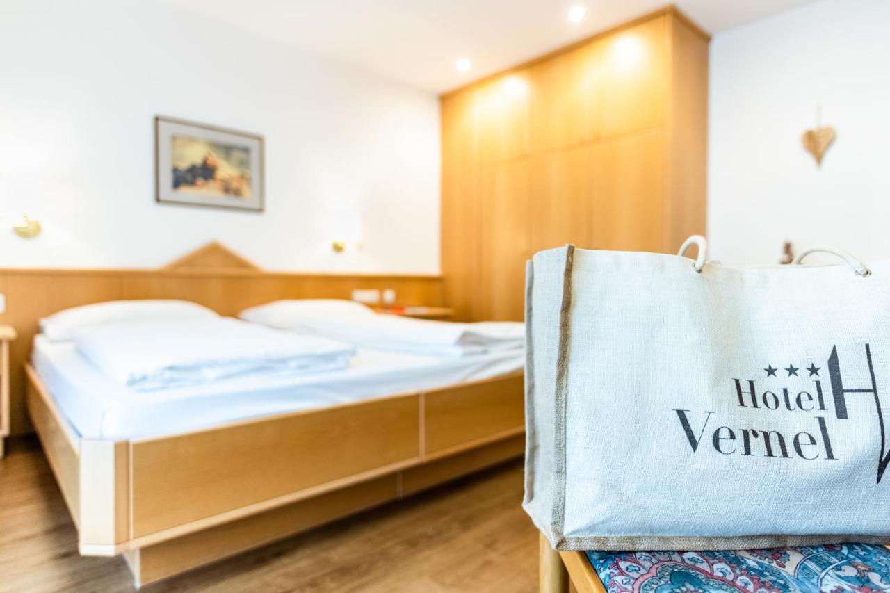 Hotel Vernel Santa Cristina Val Gardena Екстериор снимка