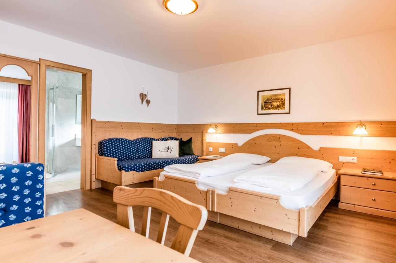 Hotel Vernel Santa Cristina Val Gardena Екстериор снимка