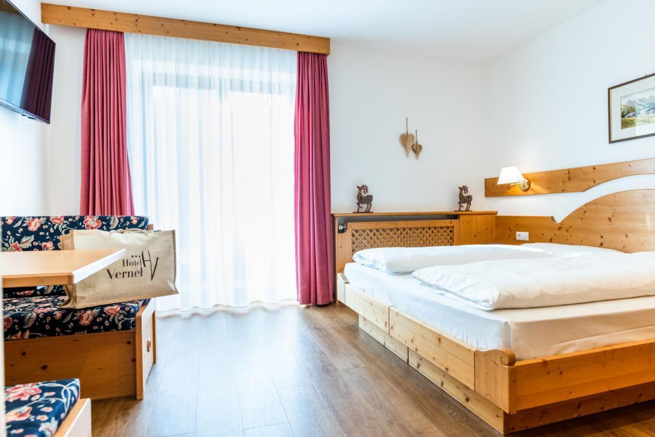 Hotel Vernel Santa Cristina Val Gardena Екстериор снимка