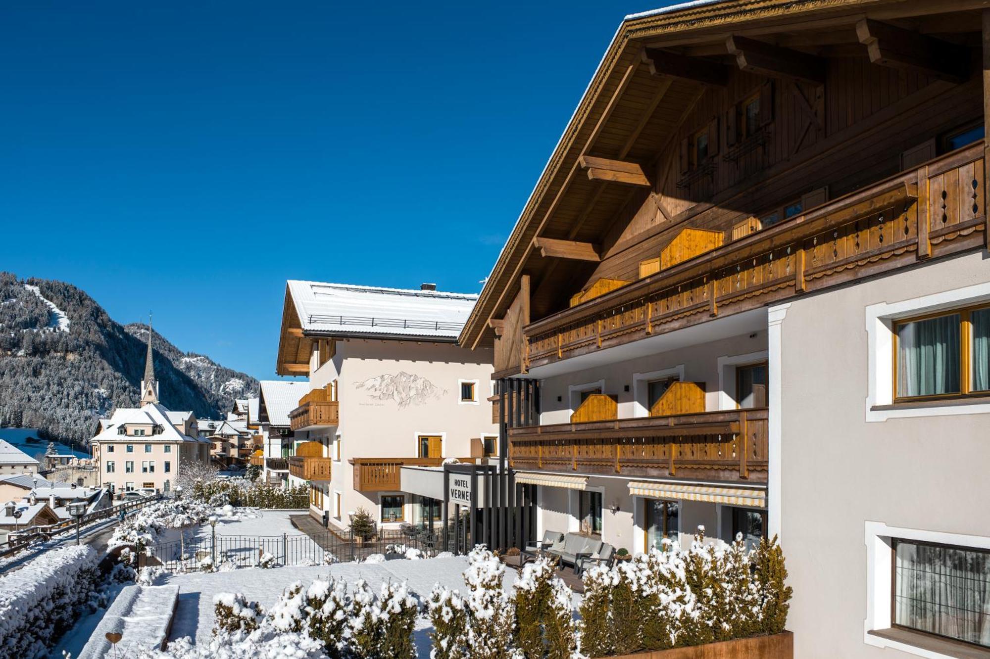 Hotel Vernel Santa Cristina Val Gardena Екстериор снимка