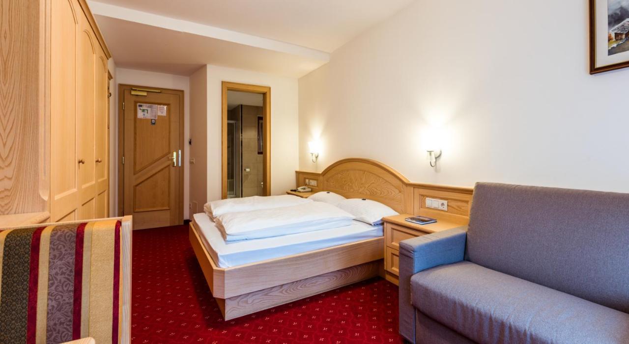 Hotel Vernel Santa Cristina Val Gardena Екстериор снимка