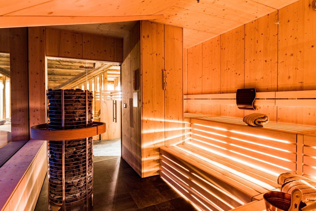 Hotel Vernel Santa Cristina Val Gardena Екстериор снимка