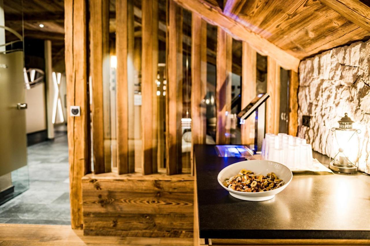 Hotel Vernel Santa Cristina Val Gardena Екстериор снимка